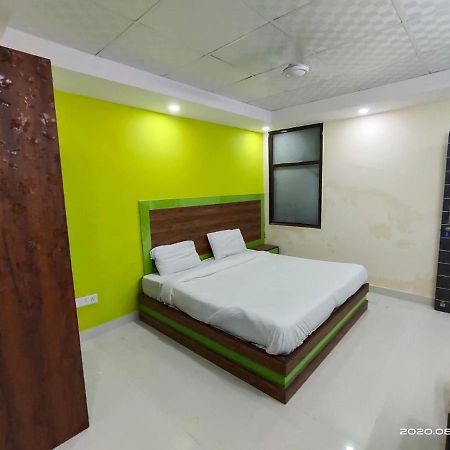 Hotel Royal Town 新德里 外观 照片